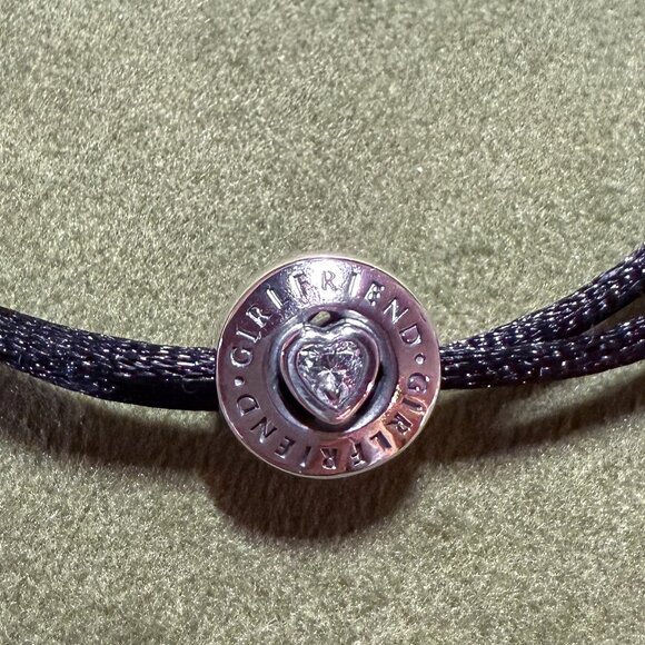 Brand NEW Limited-EditiPandora Silk Cord Bracelet with Girlfriend Heart CZ Charm - Picture 6 of 15